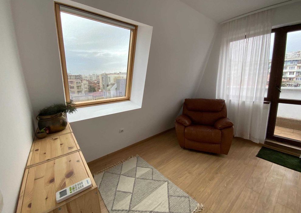 Продава се Тристаен апартамент в Варна, Левски - 78 кв.м за 2033 €/кв.м - Снимка #3