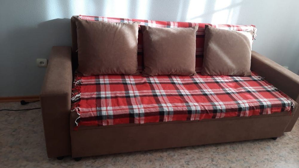 Сдам 3 комнату квартиру на длительный срок