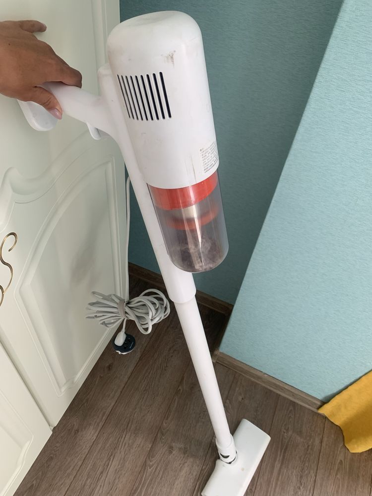 Продаю пылесос ручной