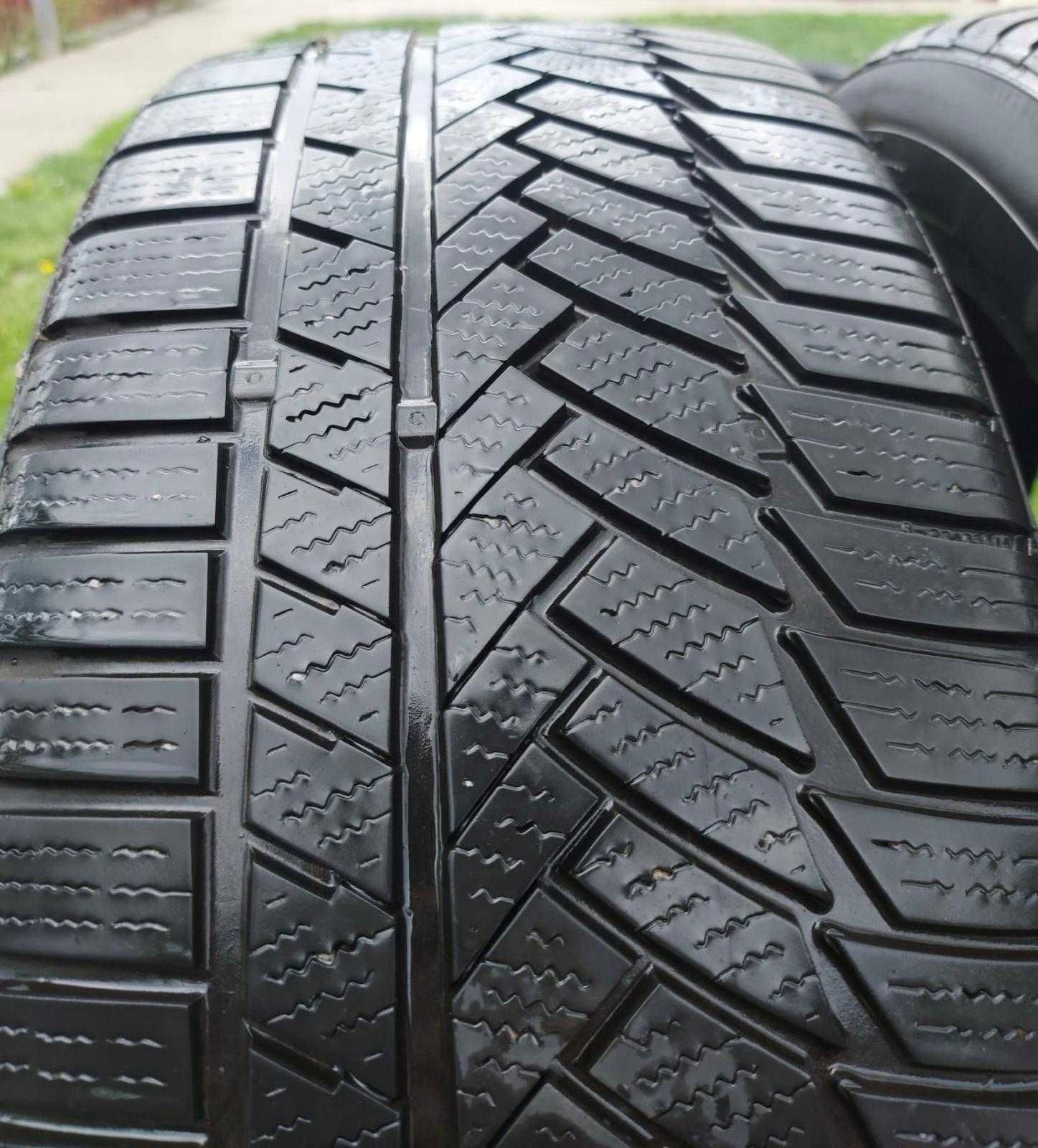 Anvelope iarna Continental 235/40 R19