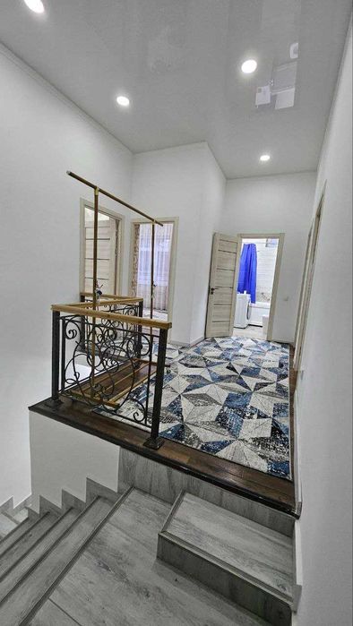 Дом за ТЦ «Компас». Заезжай и живи.