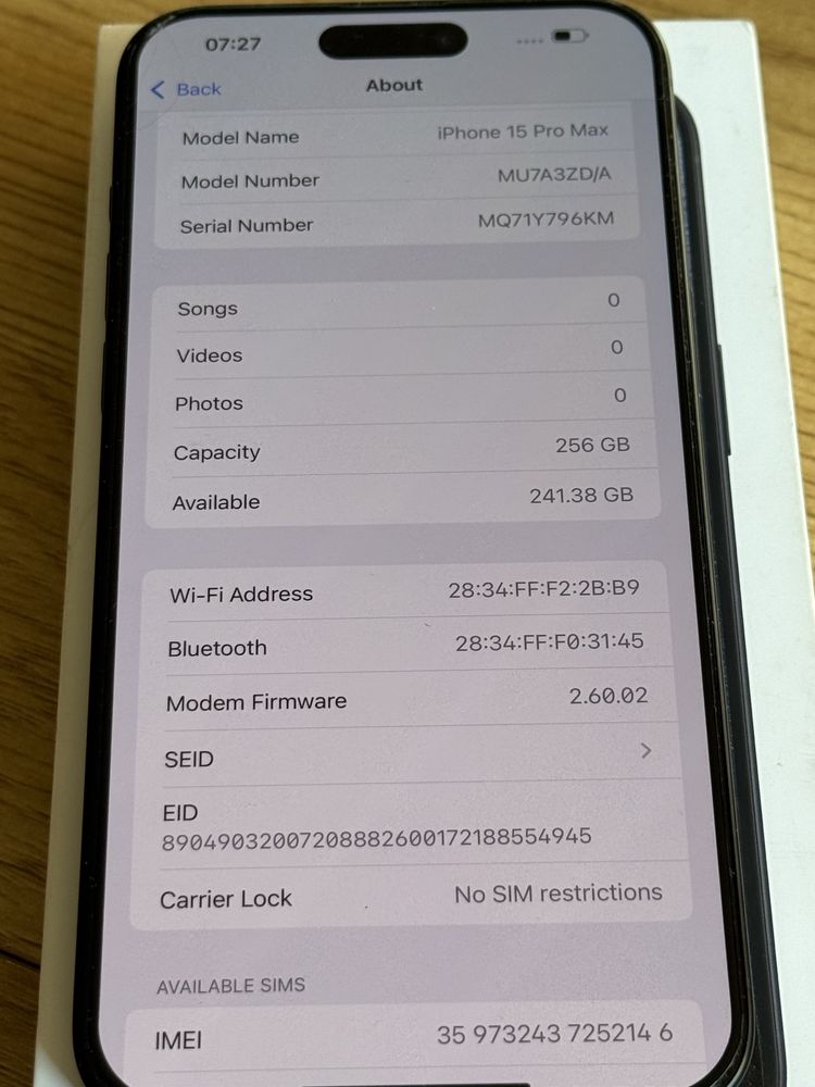Бартер като нов iPhone 15 pro max 256gb 96% blue