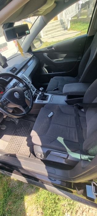 Vând schimb passat b6 2006 2.0 Fsi