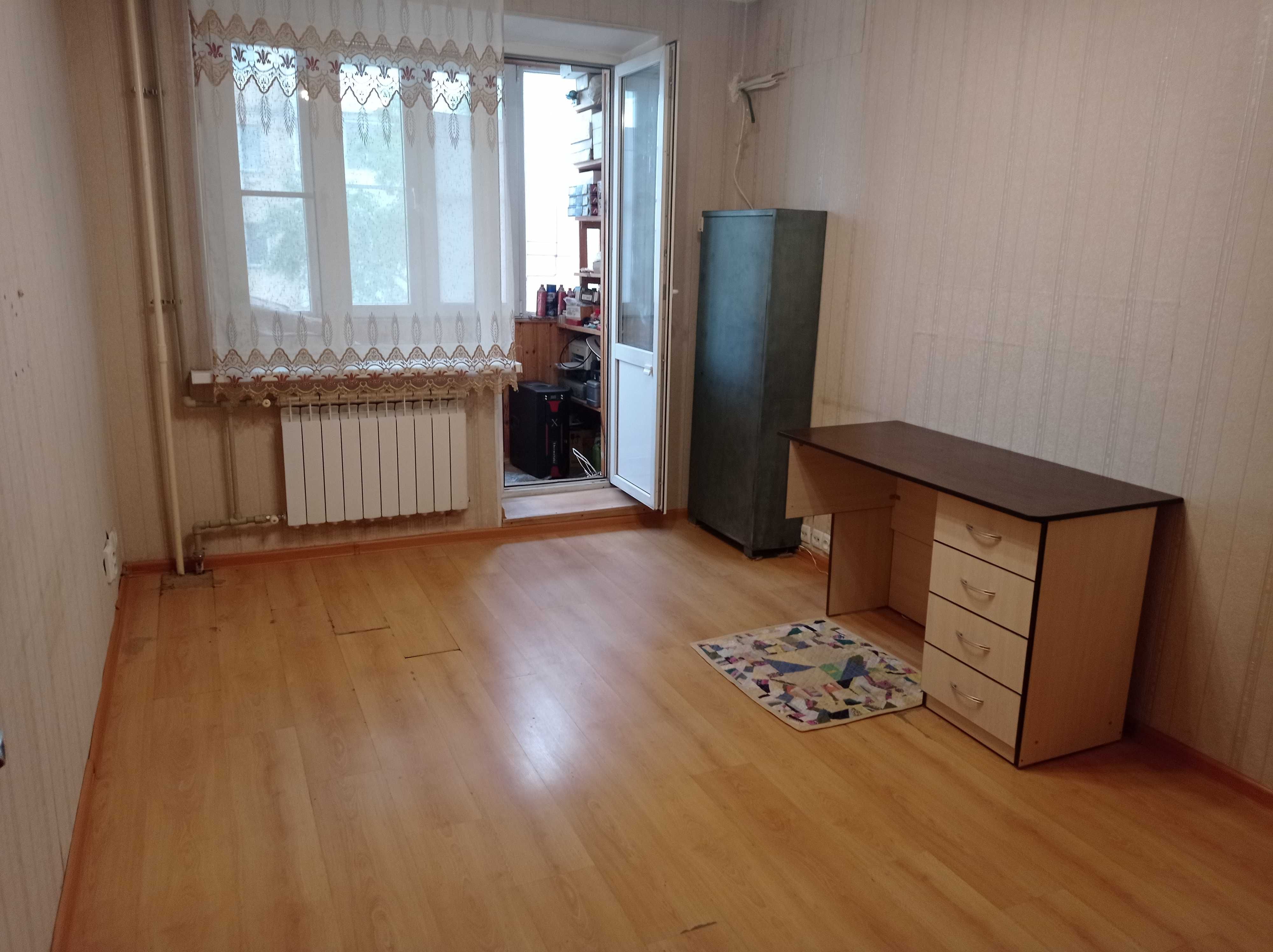 Продам 5-комнатную квартиру, 100 м², 5/9 этаж, Петрова 20