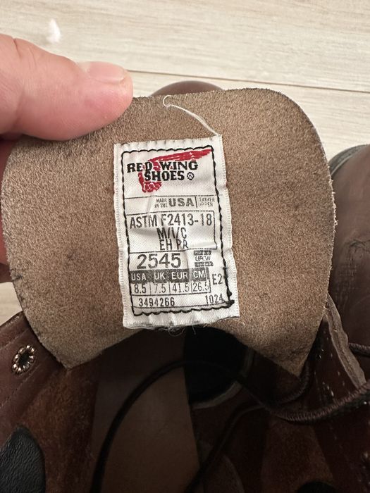 ТШО ботинка сатамын. Жазғы ботинка 41.5, қысқы ботинка 42.