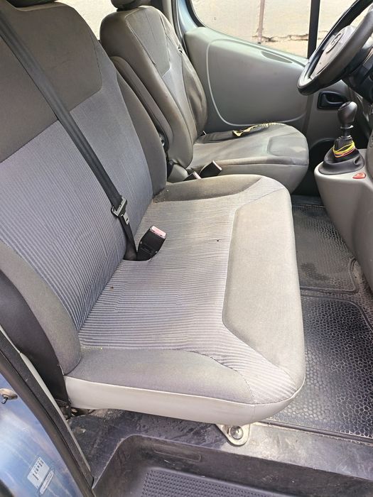 Opel Vivaro/  motor 2500 diesel/an 2007