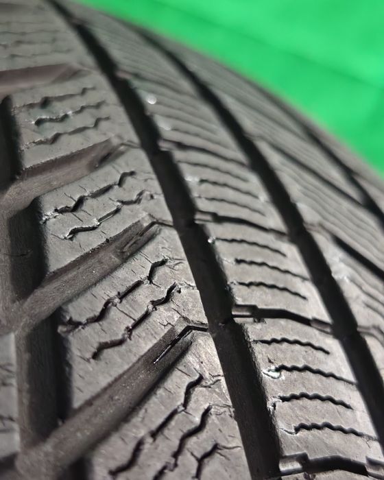 225/45R18 Continental 2021 6mm stare foarte buna