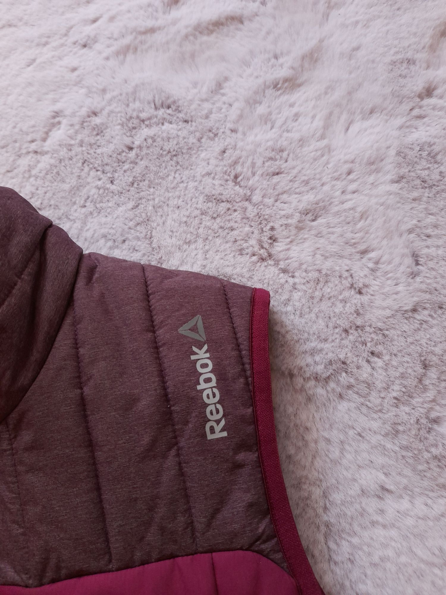 Reebok дамски елек M размер.