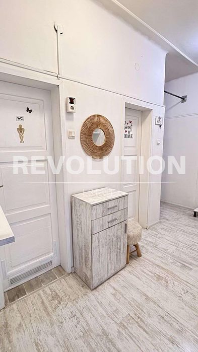 Дава се под наем Двустаен апартамент в Варна, Червен площад - 72 кв.м за 460 € - Снимка #5