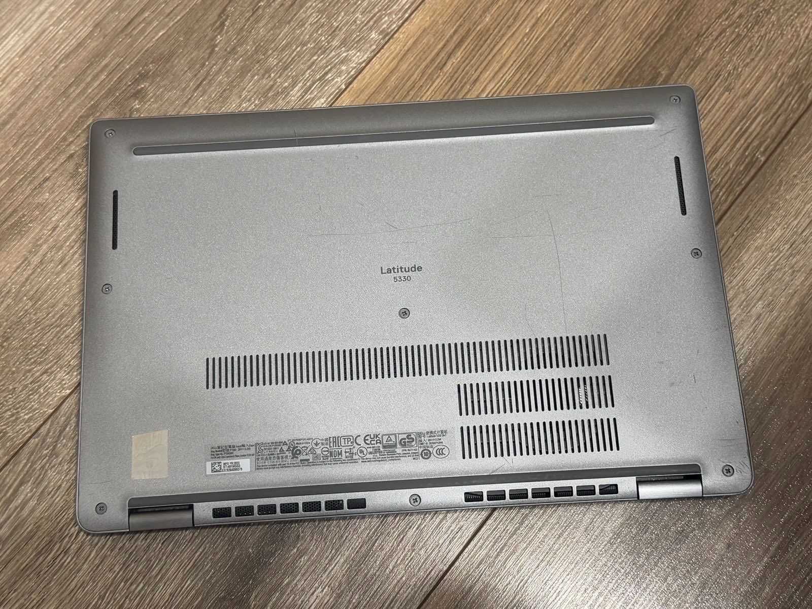 Dell Latitude 5330 2 in 1 i5 12 gen/8RAM/256GB SSD/Full HD тъчскрийн