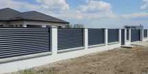 Construim garduri si porti din sipca metalica, panouri stil jaluzele,