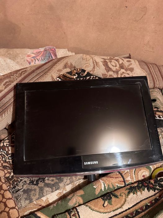 Продам телевизор Samsung