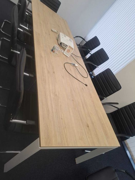 конферентна маса