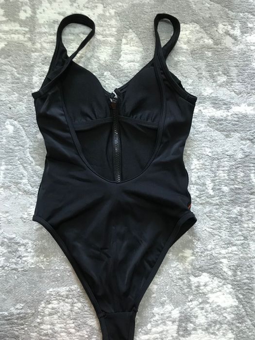 Бански костюм, черен, S размер, нов.