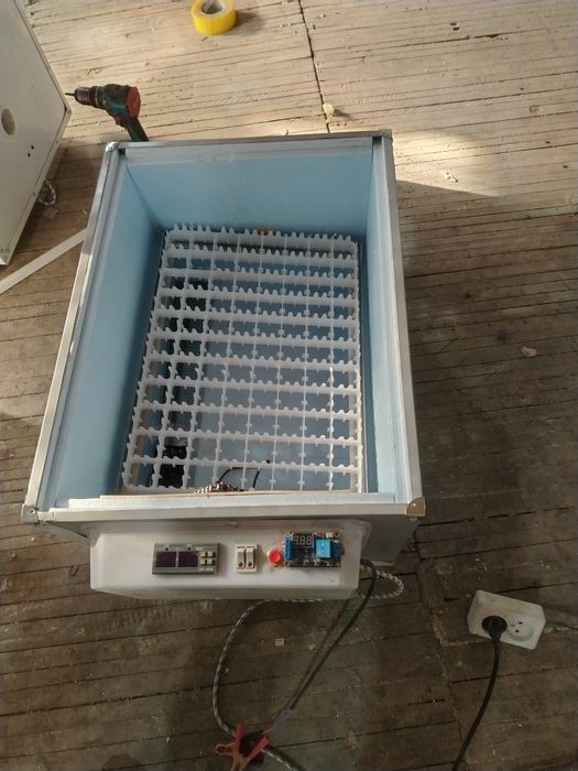 88 талик Инкубатор сотилади