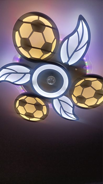 люстра для футболиста в детскую