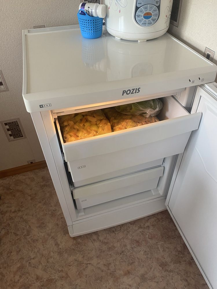 Продам морозильную камеру