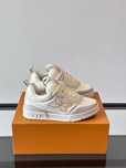 Adidasi Louis Vuitton Trainer Premium