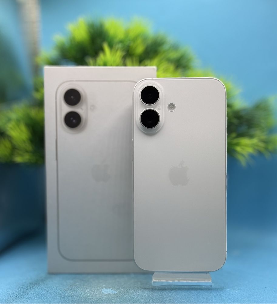 ГАРАНЦИОНЕН!!! Apple iPhone 16, 128GB, 5G, White