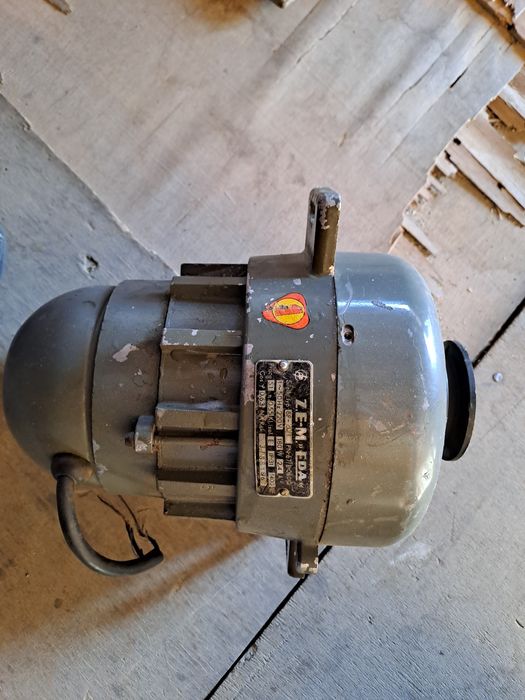 Ел.  двигатели  монолитни и трифазни