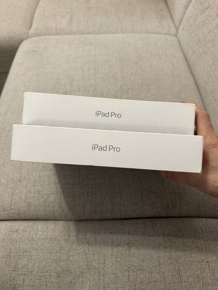 Cutii de ipad Pro de 11” inch 4th generation