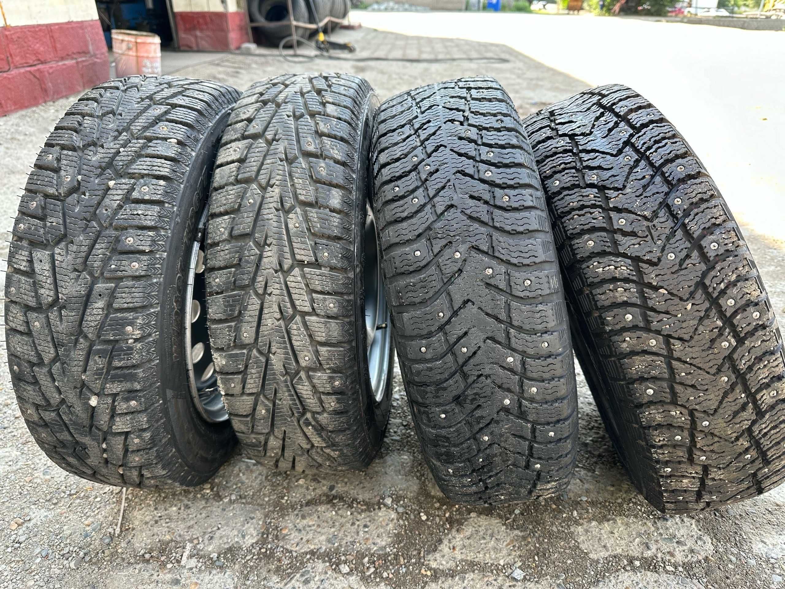 175/65R14 Зимние шины с дисками R14 (4*98)