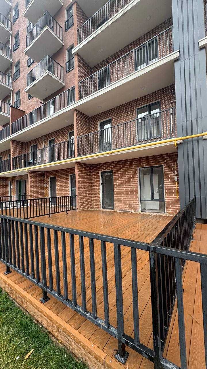 ASSALOM SOHIL – 1 xona + 30m² terrasali kvartira Узбум 5 минут ц1