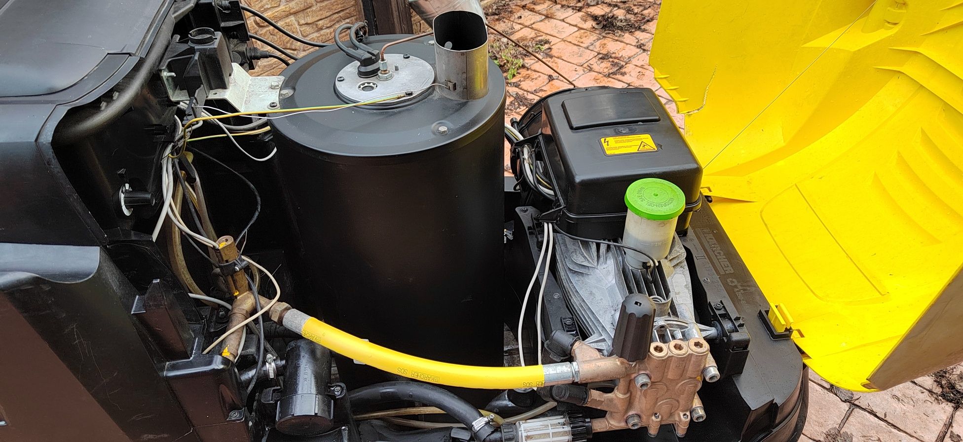 Karcher 7/10 4-m Професионална дизелова пароструйка