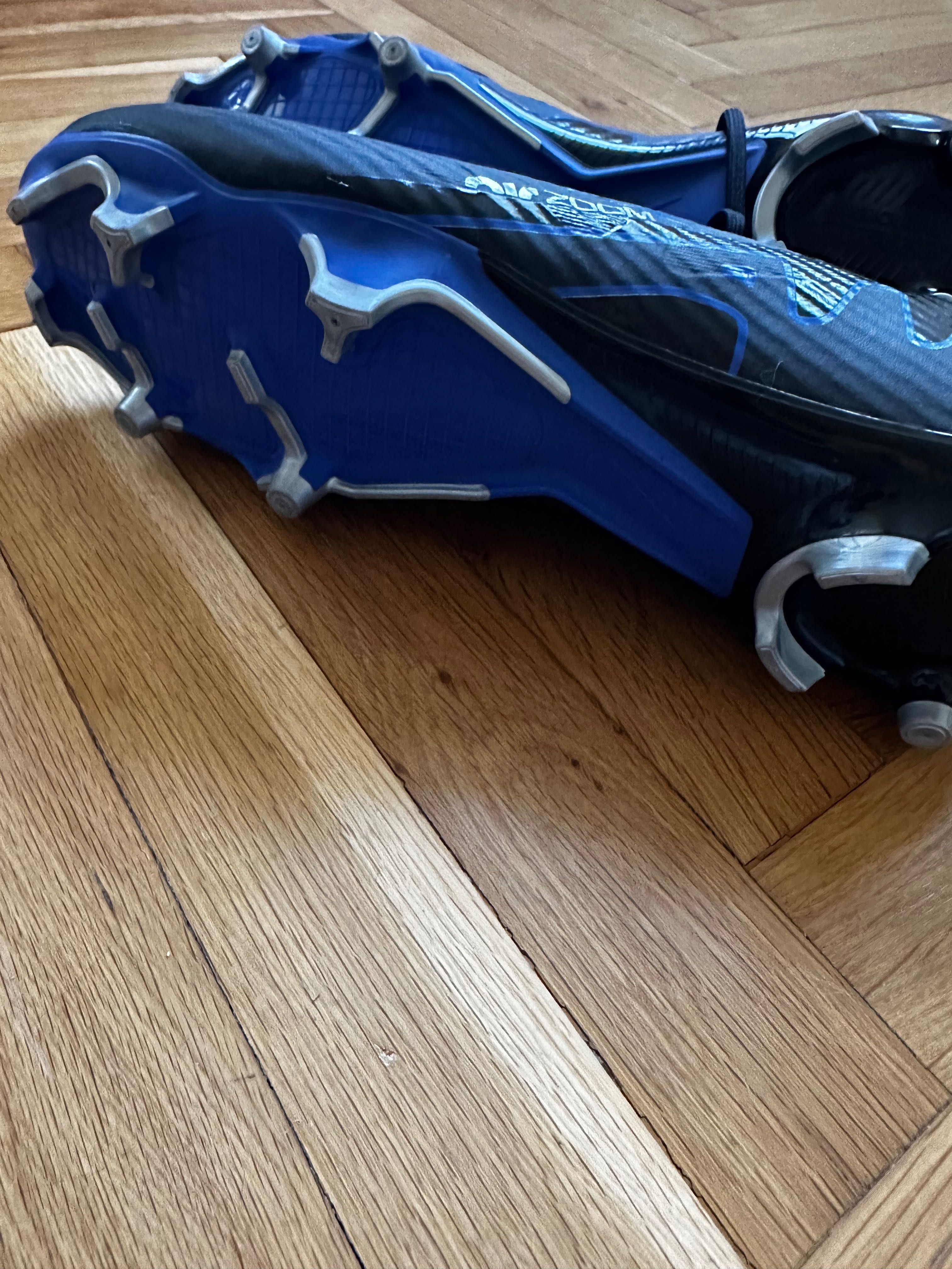 Nike бутонки N:43