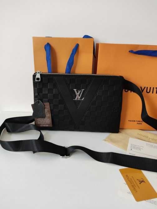 Portofel, geantă  pentru bărbați,femeie Louis Vuitton 0162