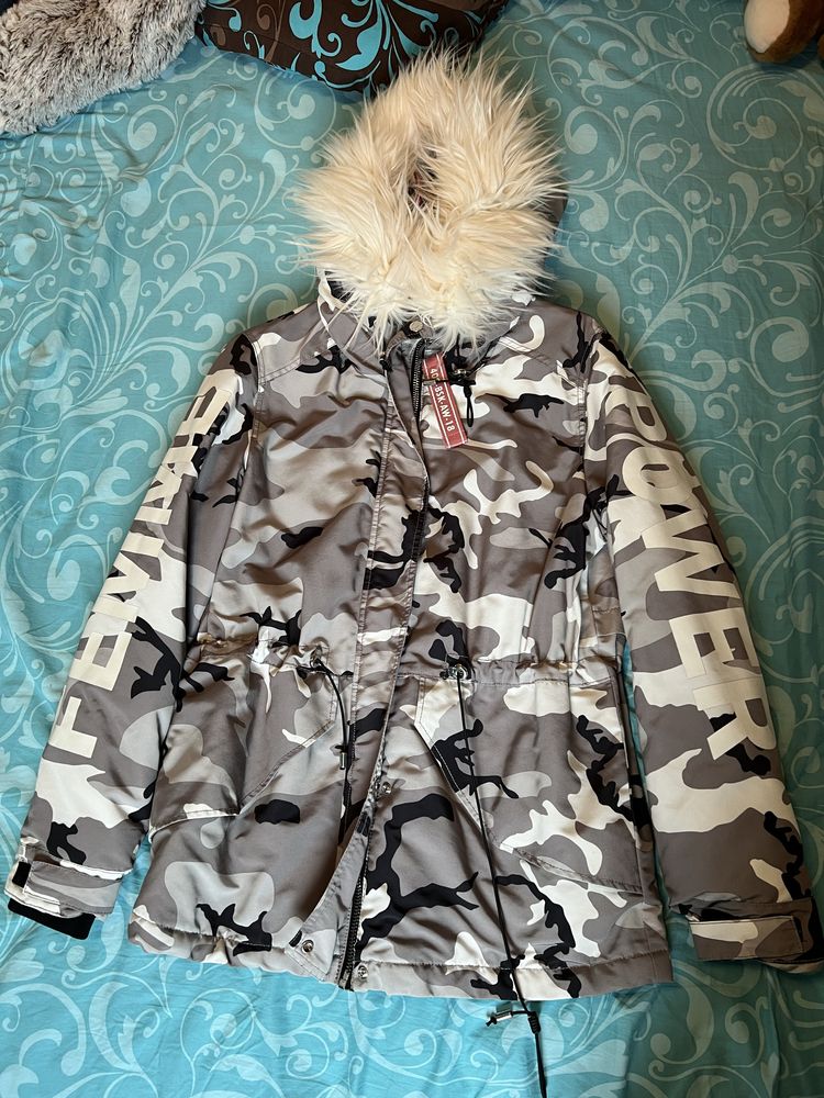 Маркови якета Zara, Bershka, Cropp, H&M