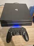 Ps4 Pro 1TB plus o maneta si un joc