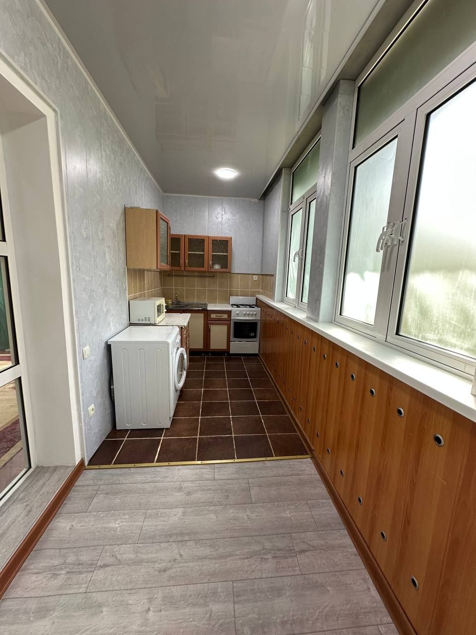 Продам 1/3/4  юнусобод 14   дом 42кв м 2/6 балкон ипотека проходит