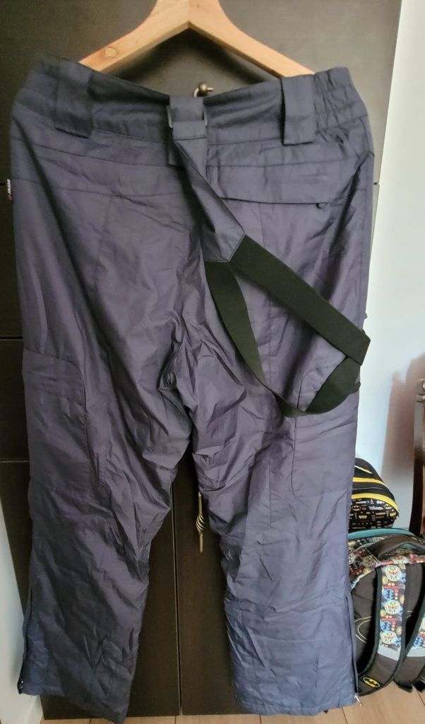 Pantaloni ski mărimea M