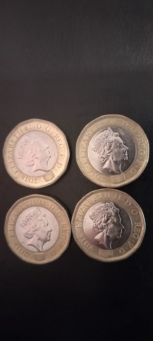 Vând monedă one pound