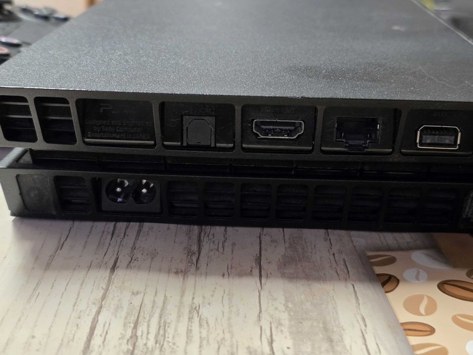 Consola Sony PlayStation 4 Model CUH-1004A + controller