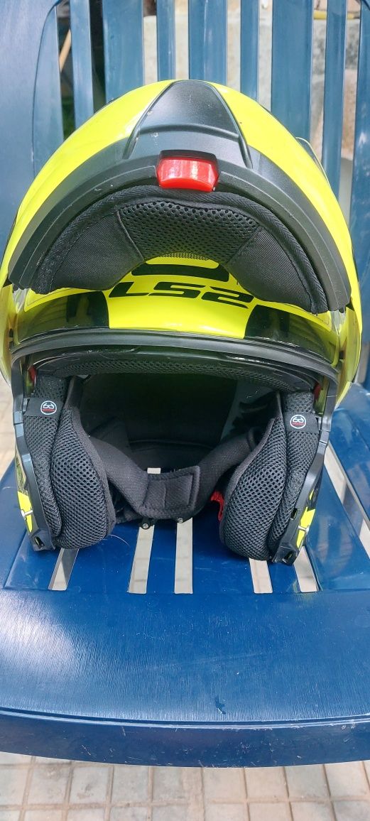 Каска LS 2   размер L