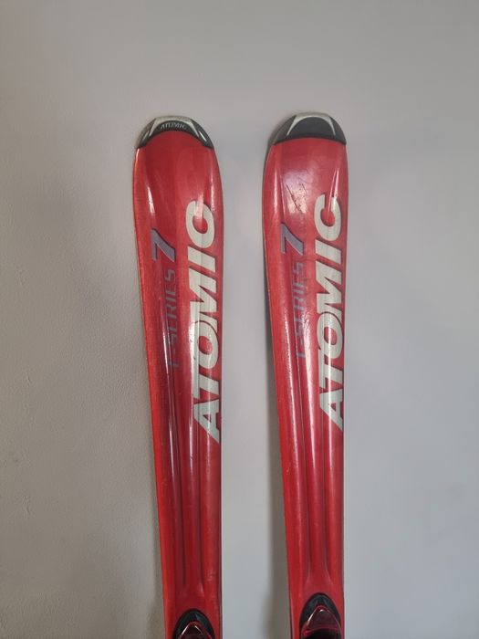Vând schiuri Atomic 158cm si clăpari Nordica 30.0mm