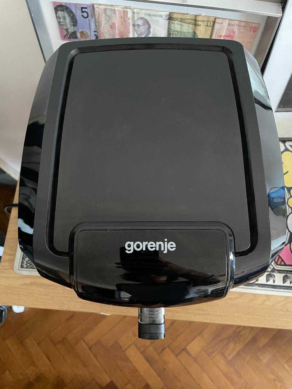 Фрайър Фритюрник с горещ въздух GORENJE AF1700DB В перфектно състояние