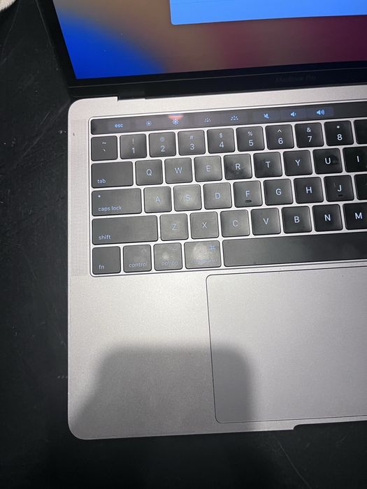 MacBook Pro 13” 2017 Touch Bar – MDM, pentru piese