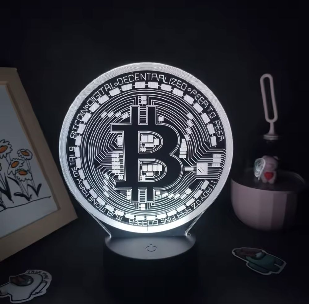 Bitcoin акрилна LED лампа с 16 цвята