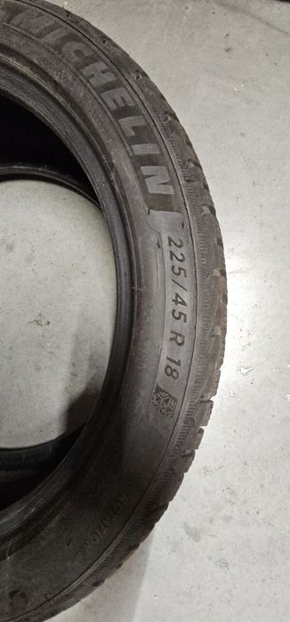 Anvelope Michelin Pilot Alpin 5 225/45 R18
