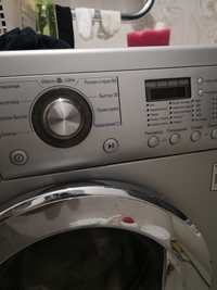 Продам стиральную машину LG 6КГ