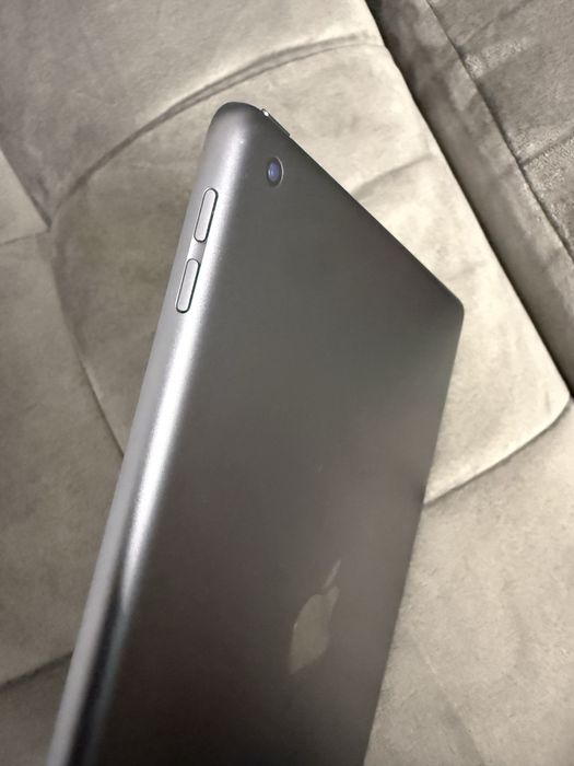 Vand ipad 8 , 32g (2021) 10/10