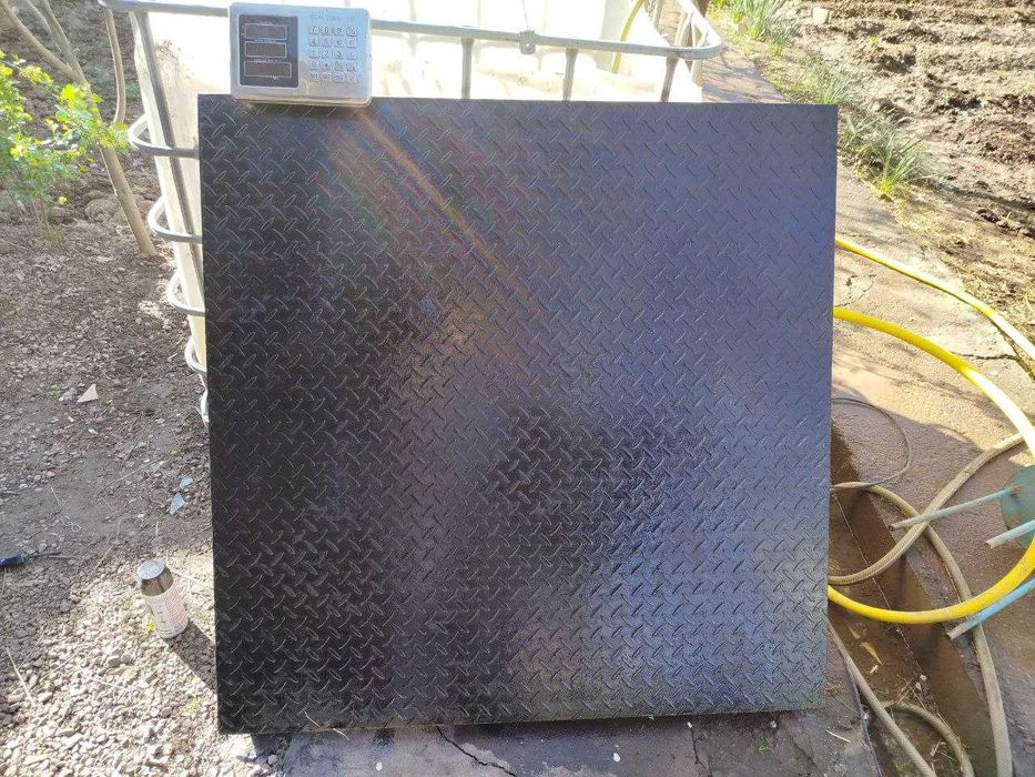 Продаются весы 2 тонны