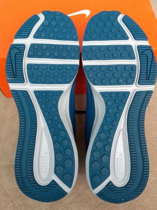 NIKE оригинални маратонки