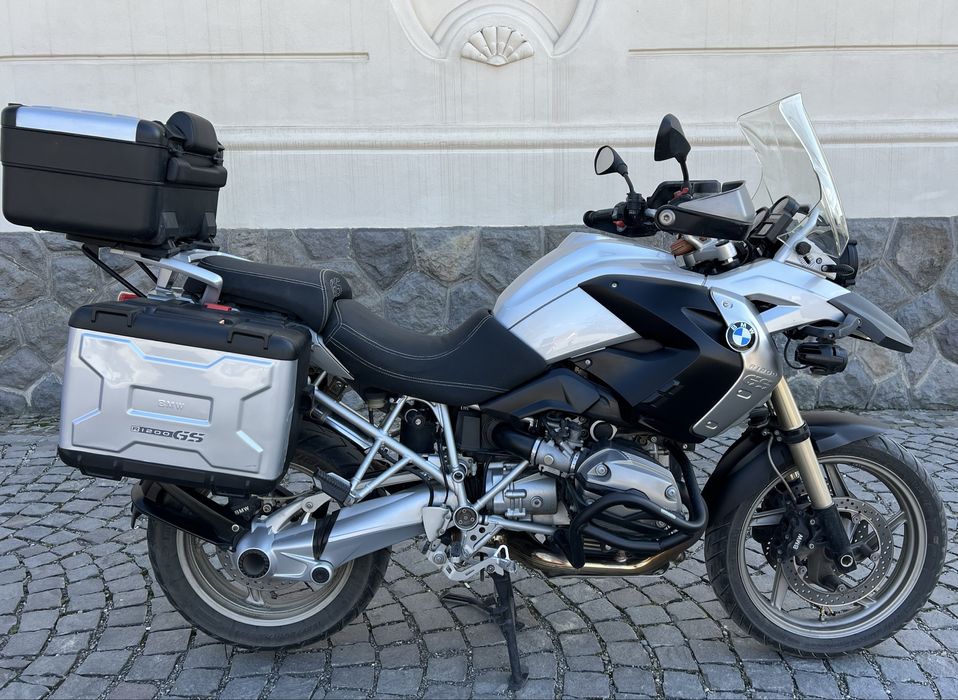 BMW R 1200 GS ( 62.000 Km cu carte service si cu raport CarVertical)