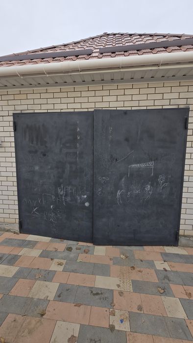 Продам металлические ворота