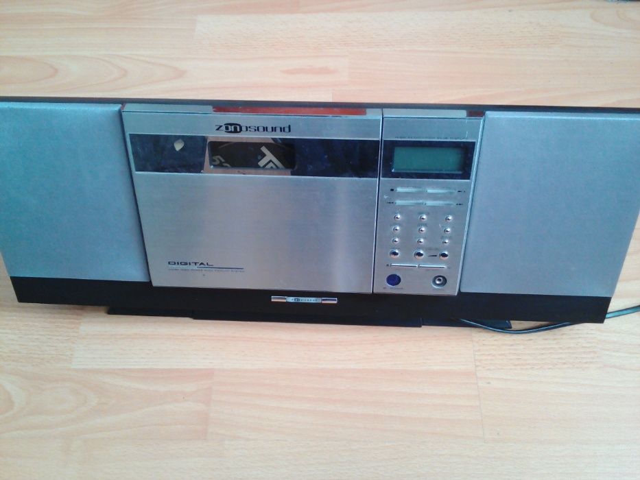 Radio digital Zonosound model ZSA55 cu AM, FM, CD şi ceas