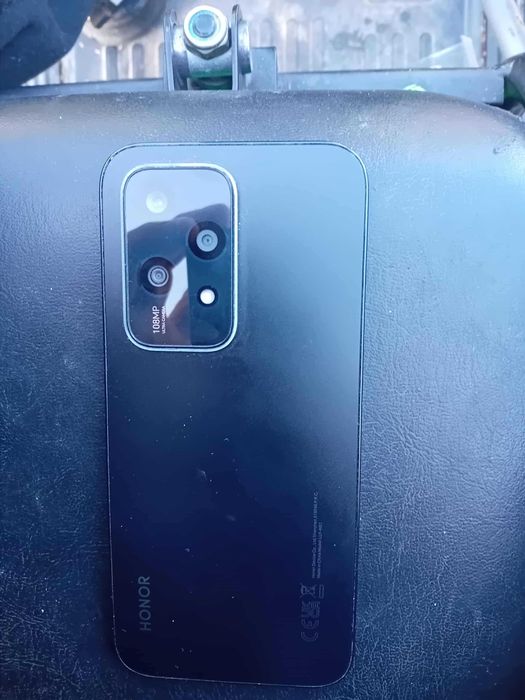 Honor 200 lite vand